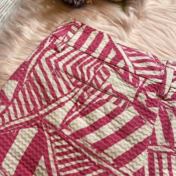 Lilly Pulitzer The Walsh Shorts in Pink Yacht Sea Geometric sz 2 - Picture 11 of 11